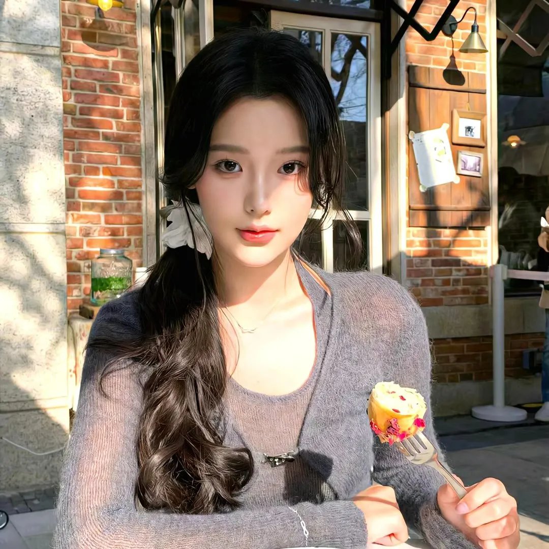 河畔的朔子
